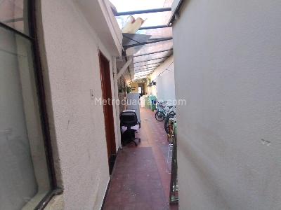 Casa de 5 alcobas en venta en Las Ferias, Bogotá, 280 m² · foto 13 de 20