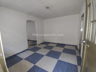 Casa de 5 alcobas en venta en Las Ferias, Bogotá, 280 m² · foto 15 de 20