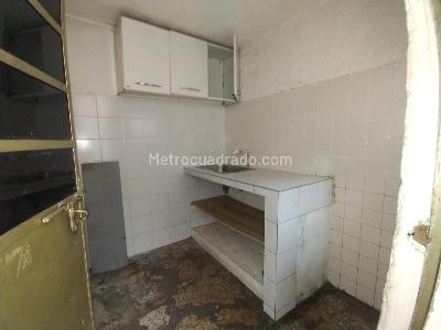 Casa de 5 alcobas en venta en Las Ferias, Bogotá, 280 m² · foto 16 de 20