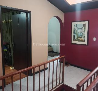 Casa de 5 alcobas en venta en La Pradera, Bogotá, 400 m² · foto 3 de 20