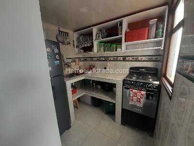 Casa de 5 alcobas en venta en Marco Fidel Suarez, Bogotá, 325 m² · foto 3 de 14