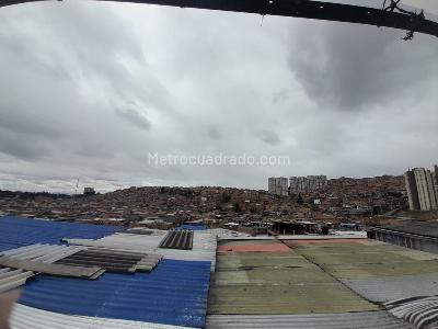 Casa de 5 alcobas en venta en Marco Fidel Suarez, Bogotá, 325 m² · foto 4 de 14