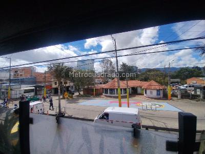 Casa de 5 alcobas en venta en Minuto De Dios, Bogotá, 590 m² · foto 4 de 20
