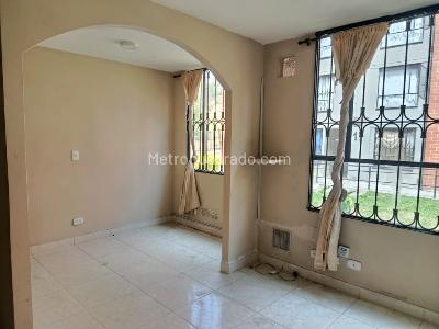 Apartamento de 2 alcobas en venta en Ciudad Verde, Soacha, 40 m² · foto 9 de 20