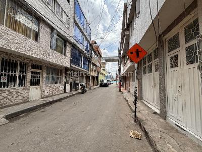 Casa de 5 alcobas en venta en La Maria, Bogotá, 223 m² · foto 3 de 20