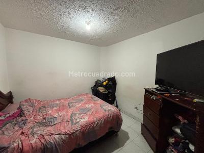 Casa de 5 alcobas en venta en La Maria, Bogotá, 223 m² · foto 7 de 20