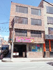 Casa de 5 alcobas en venta en Santa Rita, Bogotá, 345 m² · foto 3 de 20