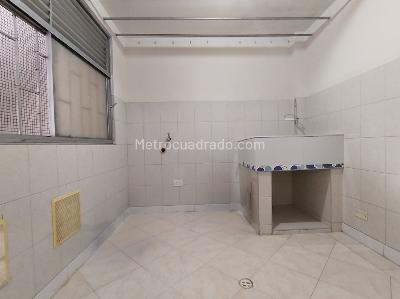 Casa de 5 alcobas en venta en Santa Rita, Bogotá, 345 m² · foto 13 de 20