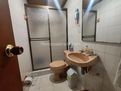Casa de 5 alcobas en venta en Libertador, Bogotá, 266 m² · foto 6 de 20