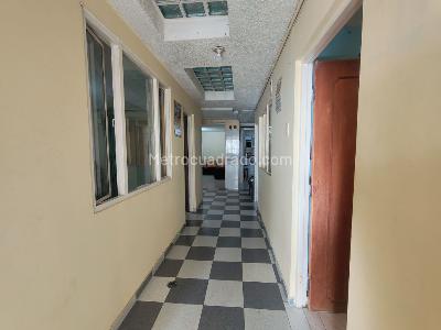 Casa de 5 alcobas en venta en Libertador, Bogotá, 266 m² · foto 10 de 20
