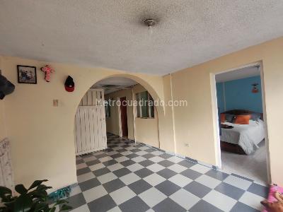 Casa de 5 alcobas en venta en Libertador, Bogotá, 266 m² · foto 14 de 20