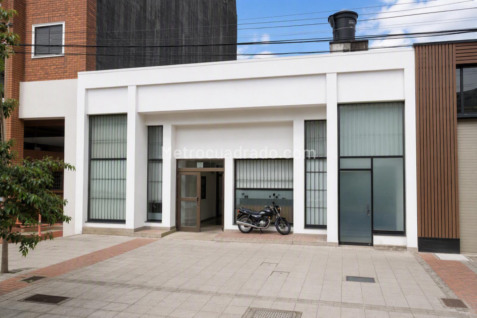 Local Comercial en Arriendo, Santa Barbara Central, Bogotá D.C. - Vista 3