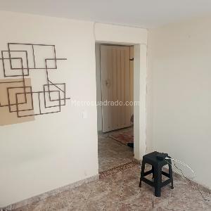 Casa de 5 alcobas en venta en El Rincon Suba, Bogotá, 272 m² · foto 10 de 12