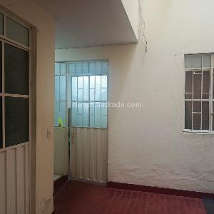Casa de 5 alcobas en venta en El Rincon Suba, Bogotá, 272 m² · foto 3 de 12