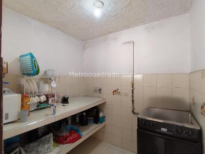 Casa de 5 alcobas en venta en Pastrana, Bogotá, 72 m² · foto 16 de 17