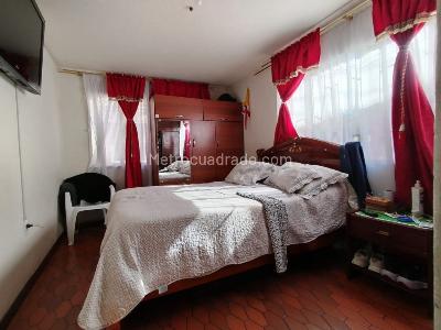 Casa de 5 alcobas en venta en Pastrana, Bogotá, 72 m² · foto 5 de 17