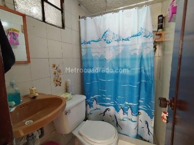 Casa de 5 alcobas en venta en Pastrana, Bogotá, 72 m² · foto 6 de 17