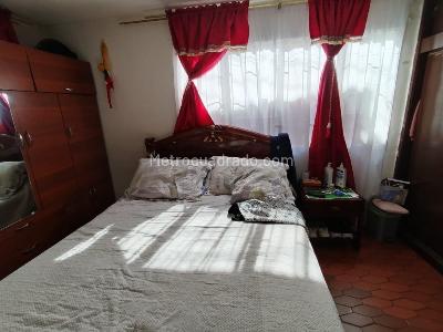 Casa de 5 alcobas en venta en Pastrana, Bogotá, 72 m² · foto 8 de 17