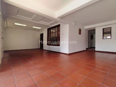 Casa en venta en Mandalay, Bogotá · foto 3 de 20