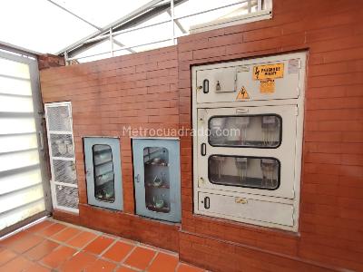 Casa de 5 alcobas en venta en Aguas Claras, Bogotá, 341 m² · foto 3 de 20
