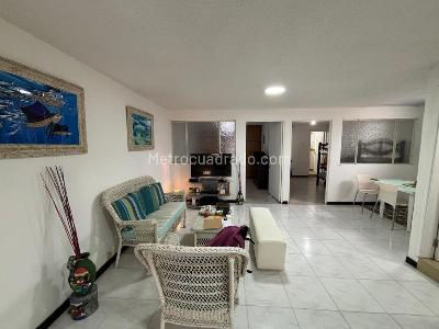 Casa de 5 alcobas en venta en Kennedy Central, Bogotá, 360 m² · foto 13 de 20