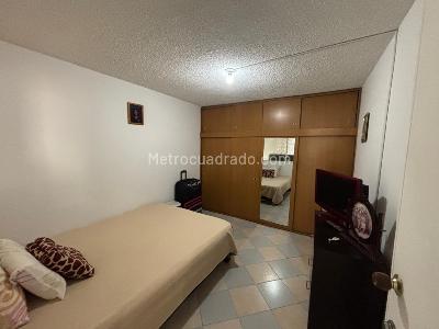 Casa de 5 alcobas en venta en Kennedy Central, Bogotá, 360 m² · foto 15 de 20