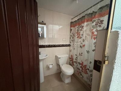 Casa de 5 alcobas en venta en Kennedy Central, Bogotá, 360 m² · foto 7 de 20