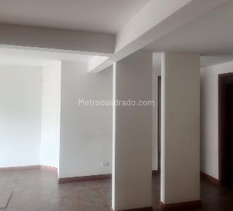 Apartamento de 3 alcobas en venta en La Floresta, Bogotá, 95 m² · foto 4 de 16