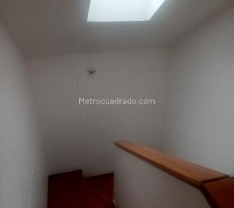 Apartamento de 3 alcobas en venta en La Floresta, Bogotá, 95 m² · foto 6 de 16