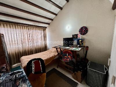 Casa de 4 alcobas en venta en Alhambra, Bogotá, 250 m² · foto 12 de 20