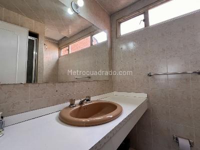 Casa de 4 alcobas en venta en Alhambra, Bogotá, 250 m² · foto 14 de 20