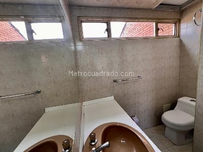 Casa de 4 alcobas en venta en Alhambra, Bogotá, 250 m² · foto 15 de 20