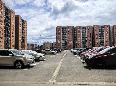 Apartamento de 3 alcobas en venta en El Carmen Zipaquira, Zipaquirá, 65 m² · foto 4 de 16