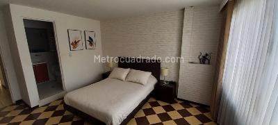 Casa de 5 alcobas en venta en Ciudad Jardin Norte, Bogotá, 263 m² · foto 6 de 20