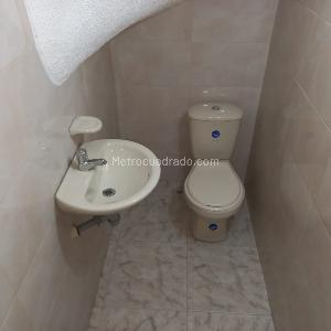 Casa de 5 alcobas en venta en Ciudad Jardin Norte, Bogotá, 263 m² · foto 14 de 20