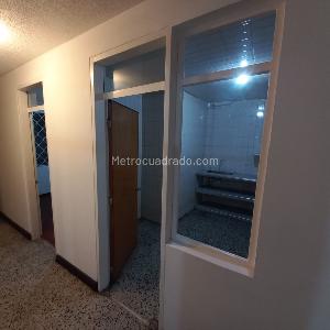 Casa de 5 alcobas en venta en Ciudad Jardin Norte, Bogotá, 263 m² · foto 17 de 20