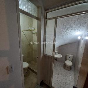 Casa de 5 alcobas en venta en Ciudad Jardin Norte, Bogotá, 263 m² · foto 18 de 20