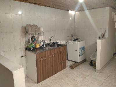 Casa de 5 alcobas en venta en Versalles, Bogotá, 384 m² · foto 5 de 10