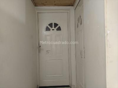 Casa de 5 alcobas en venta en Versalles, Bogotá, 384 m² · foto 7 de 10