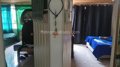 Casa de 5 alcobas en venta en Versalles, Bogotá, 384 m² · foto 9 de 10