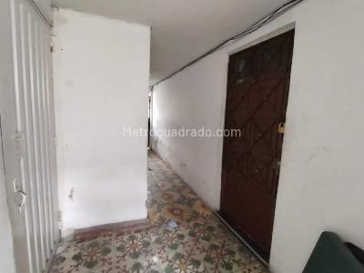 Casa de 5 alcobas en venta en San Jose Sur, Bogotá, 638 m² · foto 9 de 20