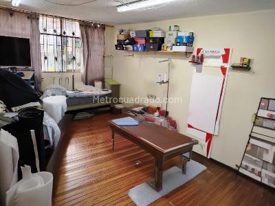 Casa de 5 alcobas en venta en San Jose Sur, Bogotá, 638 m² · foto 14 de 20
