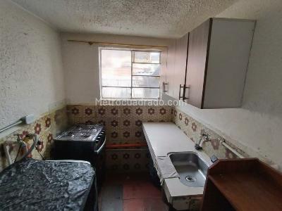 Casa de 5 alcobas en venta en San Jose Sur, Bogotá, 260 m² · foto 6 de 20