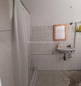 Casa de 5 alcobas en venta en San Jose Sur, Bogotá, 260 m² · foto 16 de 20
