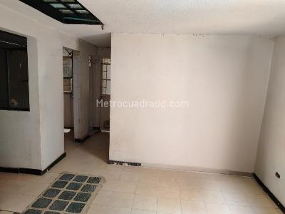 Casa de 5 alcobas en venta en Nuevo Timiza, Bogotá, 115 m² · foto 10 de 20