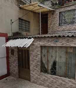 Casa de 5 alcobas en venta en Quiroga, Bogotá, 162 m² · foto 2 de 15