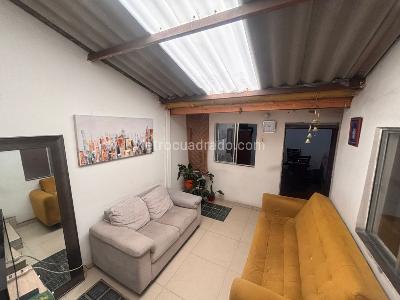 Casa de 5 alcobas en venta en Quiroga, Bogotá, 162 m² · foto 5 de 15