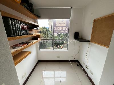 Apartamento de 2 alcobas en venta en El Poblado, Medellín, 93 m² · foto 8 de 16