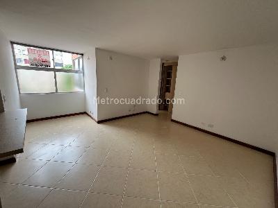 Apartamento de 1 alcoba en venta en Estadio Florida Nueva, Medellín, 41 m² · foto 4 de 10