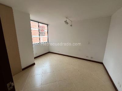 Apartamento de 1 alcoba en venta en Estadio Florida Nueva, Medellín, 41 m² · foto 7 de 10